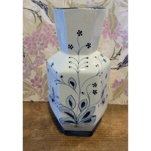 Hexagonal Blue and White Porcelain Vase - Floral Chinoiserie Home Decor